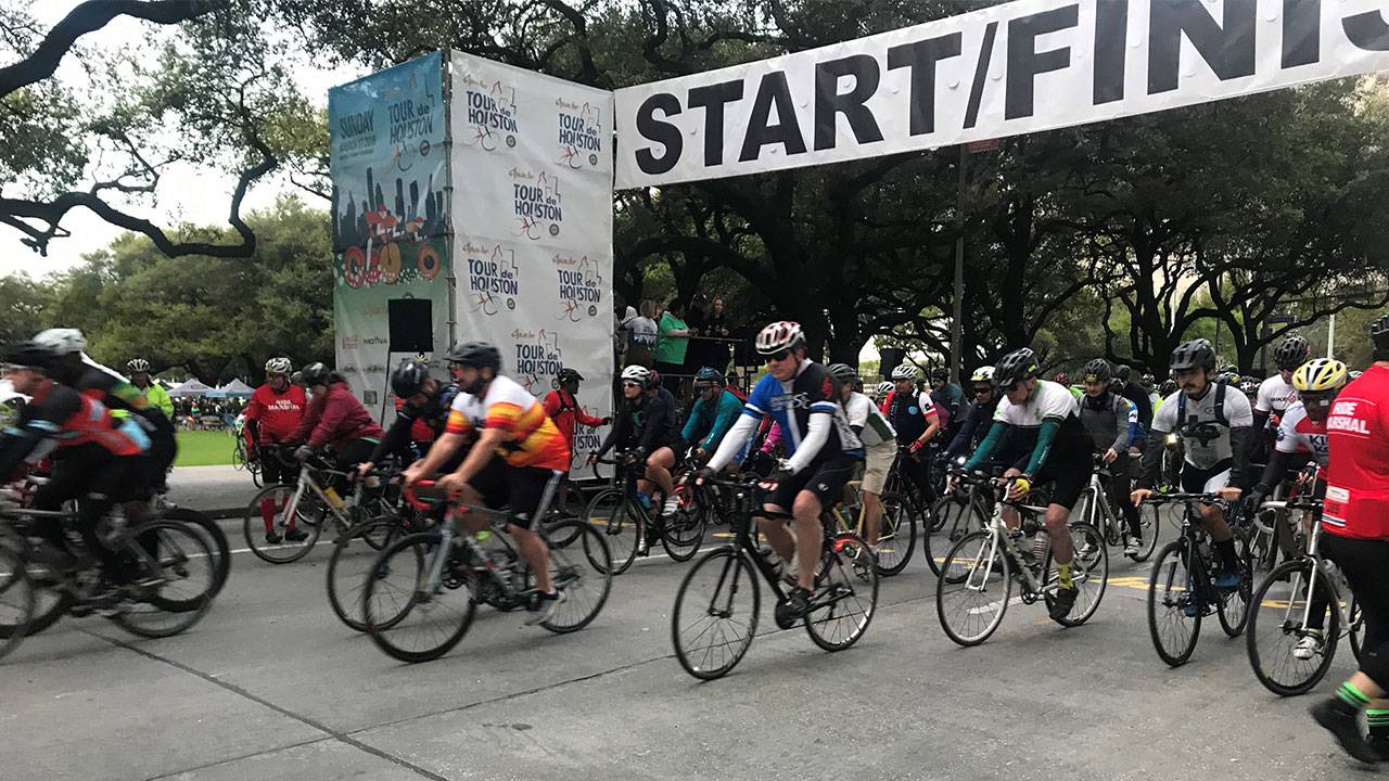 5,000 riders gear up for 14th annual Tour de Houston
