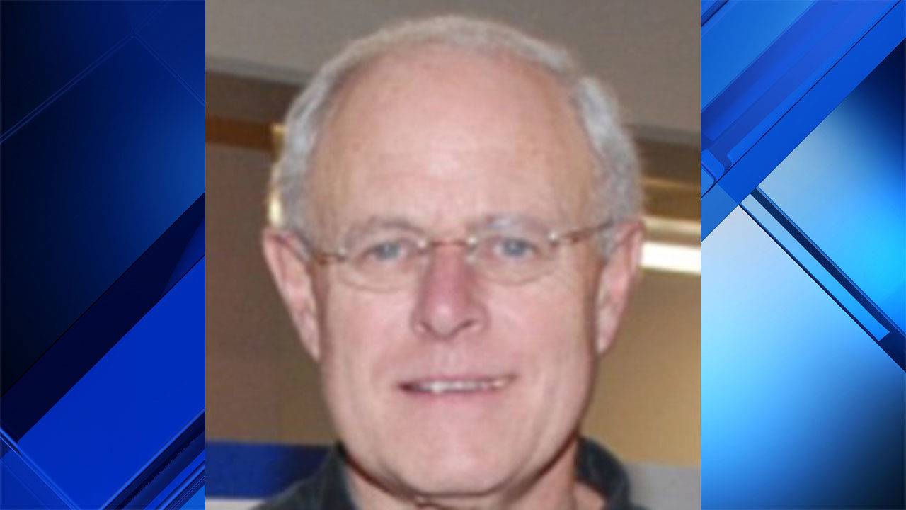 Priest Accused Of Sex Abuse Moved To Boca Raton With No Red