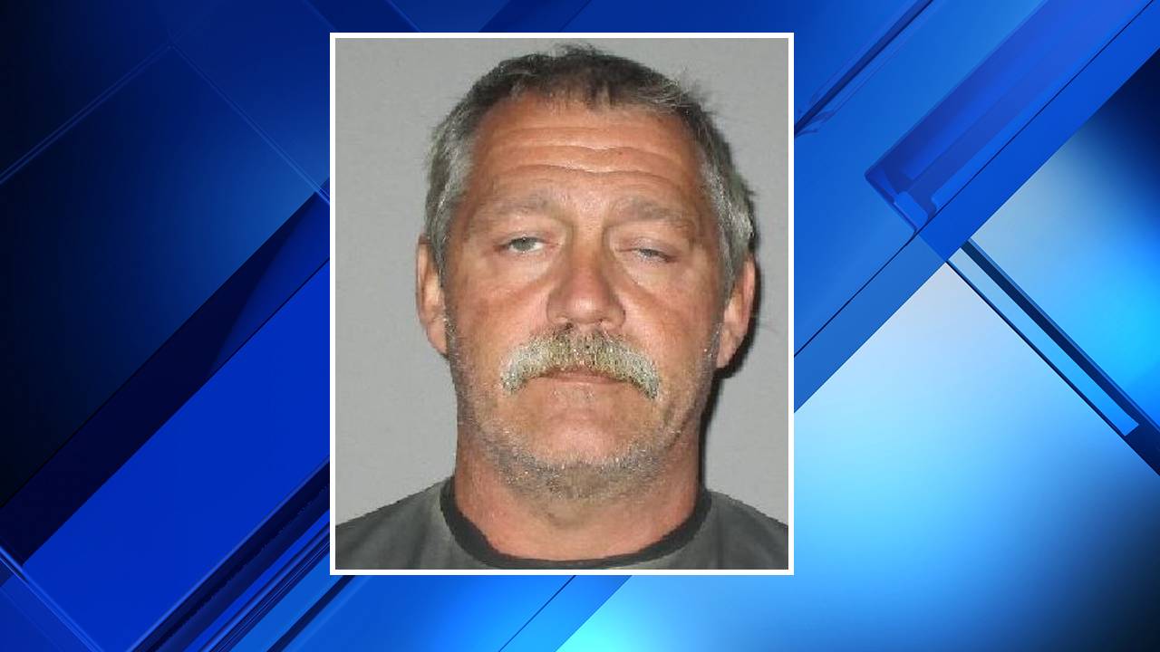 Florida Man With Two Wives Charged With Bigamy