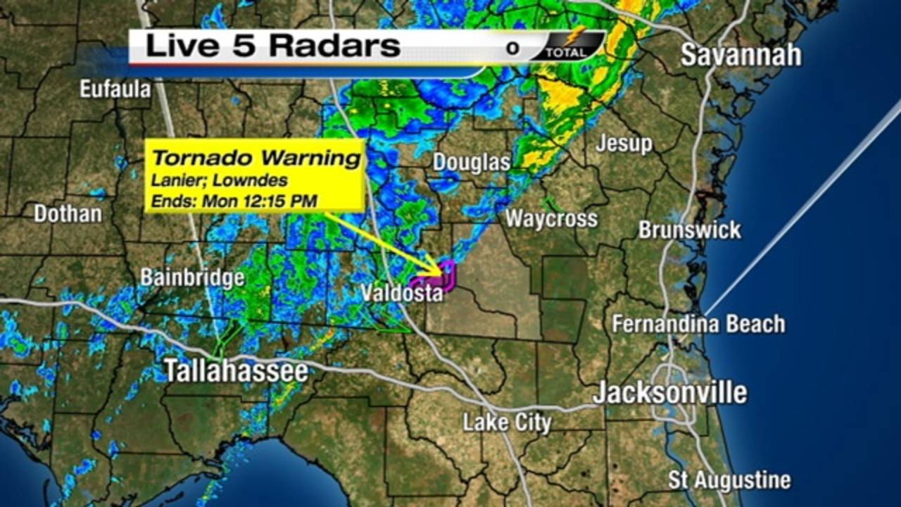 Tornado Warning / Tornadoes reportedly touch down in Southwest