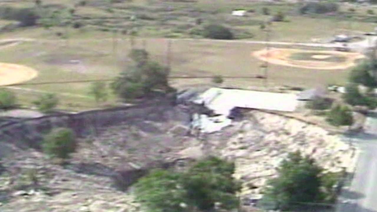 Flashback Massive Winter Park Sinkhole Swallows Home Pool